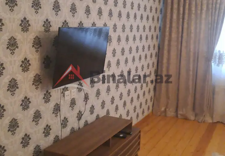 5 otaqlı mənzil Satılır, Gəncə