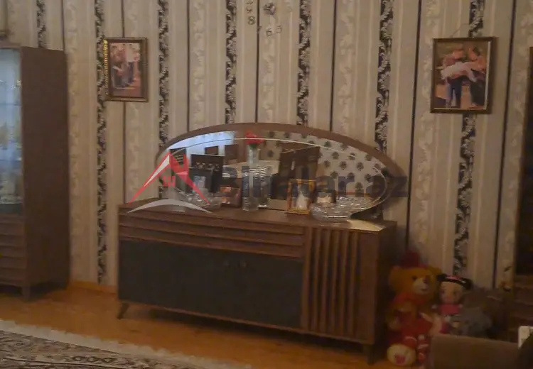 5 otaqlı mənzil Satılır, Gəncə