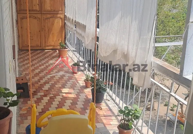 5 otaqlı mənzil Satılır, Gəncə