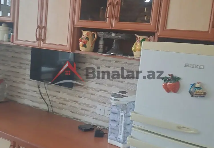 5 otaqlı mənzil Satılır, Gəncə