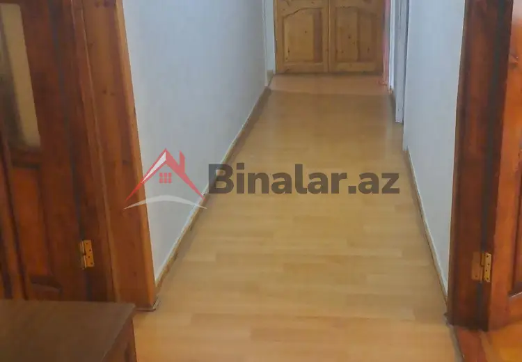 5 otaqlı mənzil Satılır, Gəncə