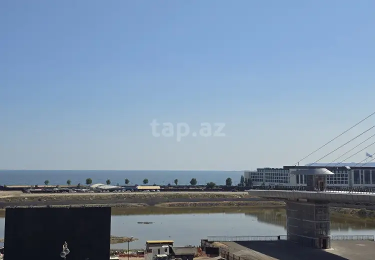 4 otaqlı mənzil , Bakı