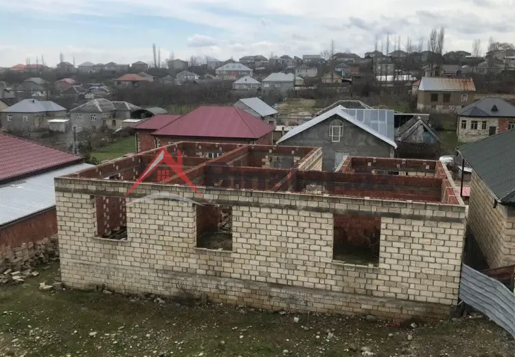 6 otaqlı mənzil Satılır, Quba