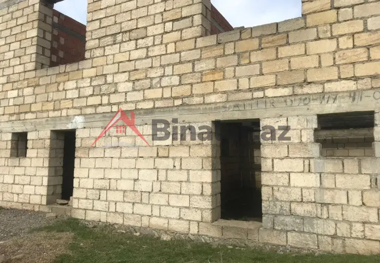 6 otaqlı mənzil Satılır, Quba