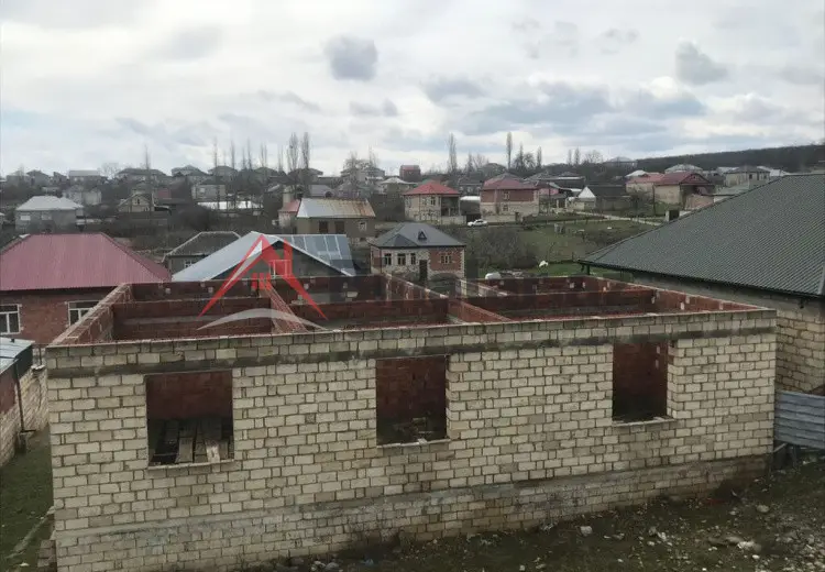 6 otaqlı mənzil Satılır, Quba