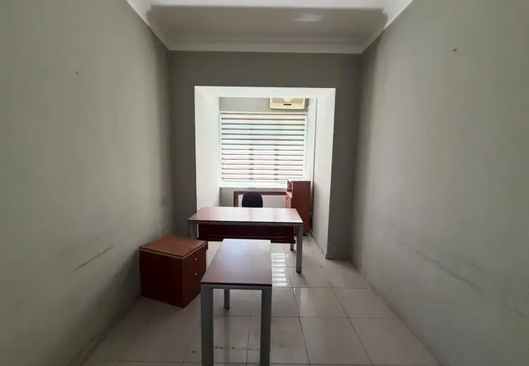 400 m² Obyekt / Ofis Kirayə (aylıq), Səbail, Bakı