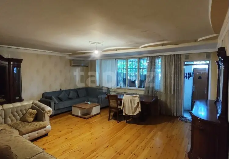 4 otaqlı mənzil , Bakı