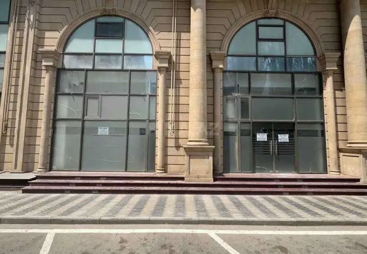 227 m² Obyekt / Ofis Kirayə (aylıq), Nəsimi, Bakı