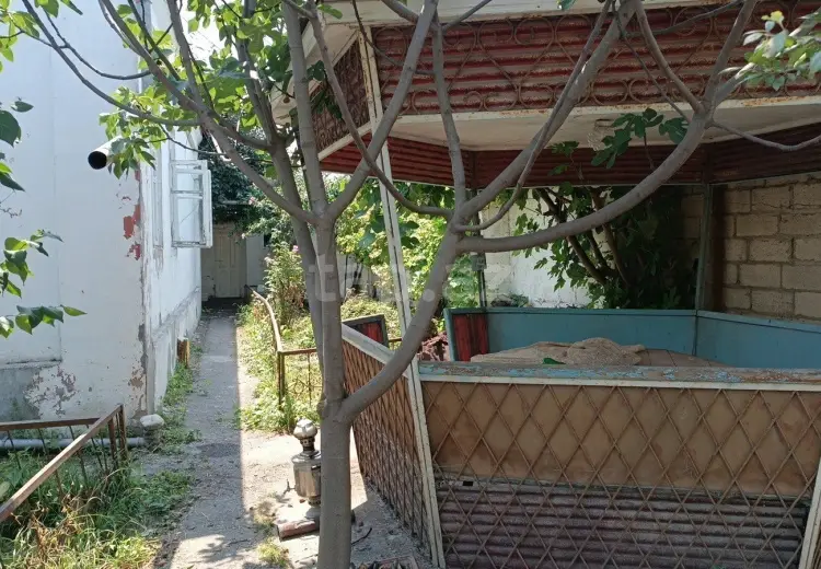 4 otaqlı mənzil , Quba
