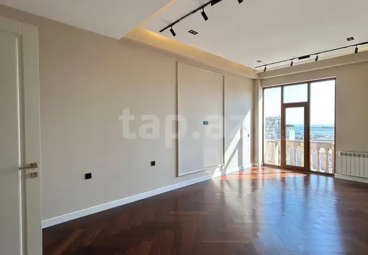 3 otaqlı mənzil , Bakı