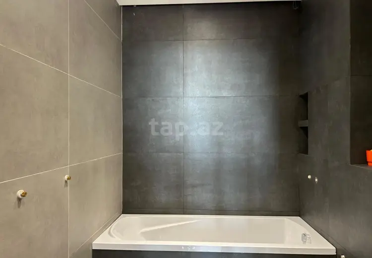 3 otaqlı mənzil , Bakı