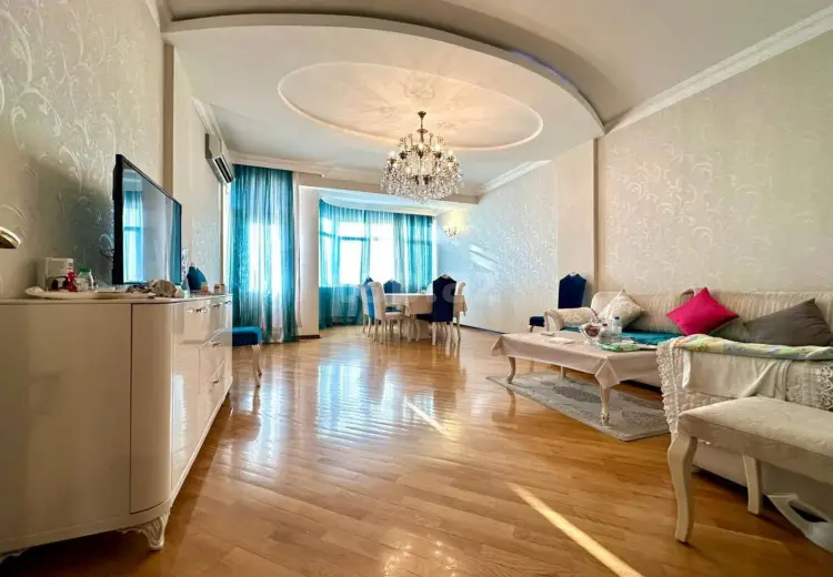 3 otaqlı mənzil , Bakı