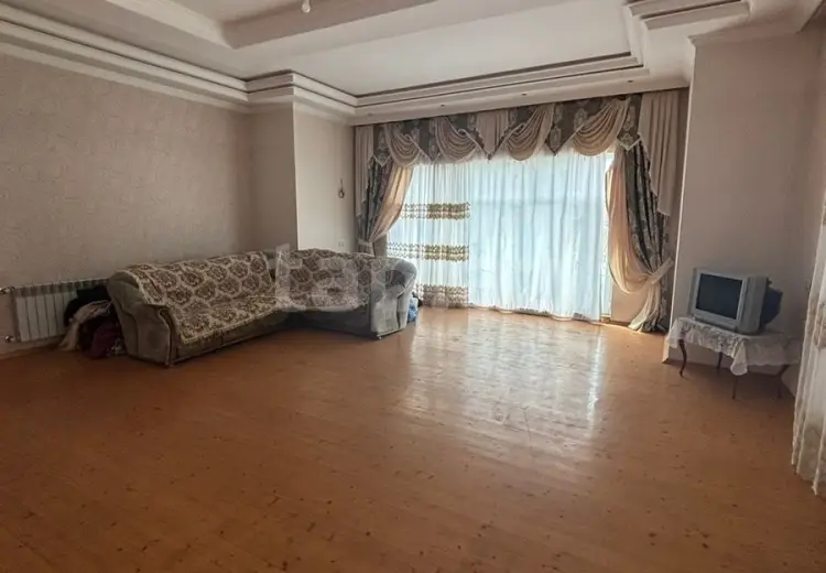5 otaqlı mənzil , Xırdalan