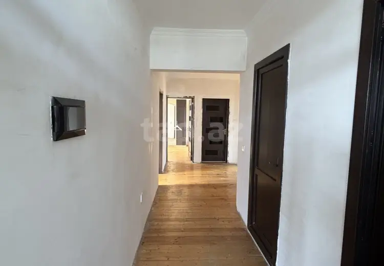 6 otaqlı mənzil , Bakı