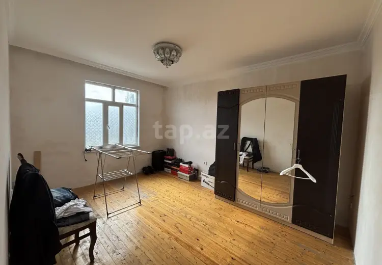 6 otaqlı mənzil , Bakı