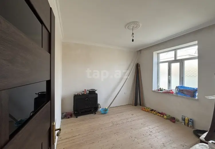 6 otaqlı mənzil , Bakı