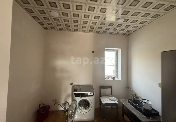 6 otaqlı mənzil , Bakı
