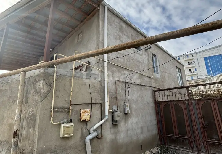 6 otaqlı mənzil , Bakı