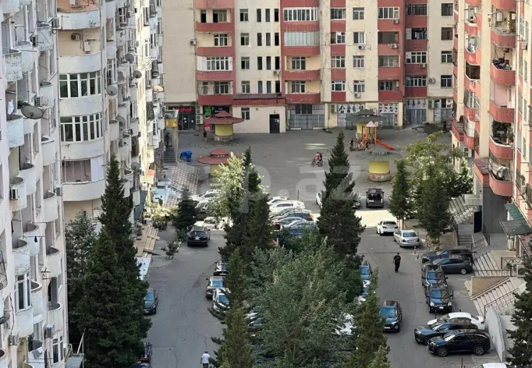 3 otaqlı mənzil , Bakı