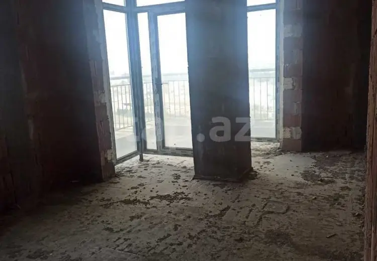 4 otaqlı mənzil , Bakı