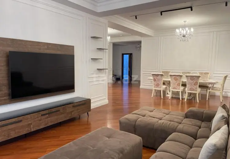 4 otaqlı mənzil , Bakı