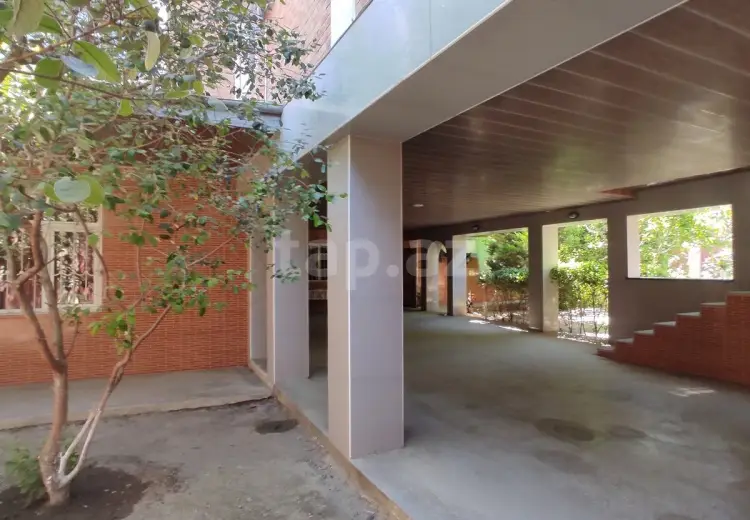10 otaqlı mənzil , Bakı