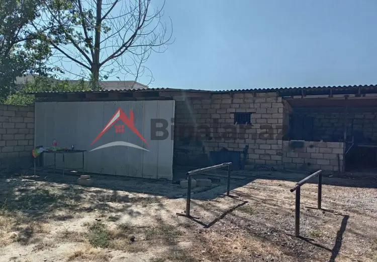 4 sot Torpaq Satılır, Salyan