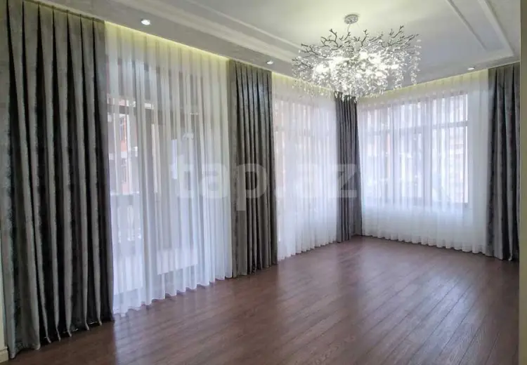 3 otaqlı mənzil , Bakı