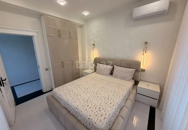 5 otaqlı mənzil Kirayə (günlük), Novxanı, Abşeron