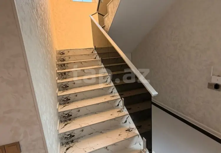 5 otaqlı mənzil Kirayə (günlük), Novxanı, Abşeron