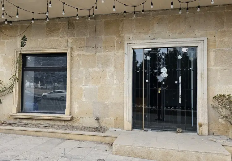 110 m² Obyekt / Ofis Kirayə (aylıq), Səbail, Bakı