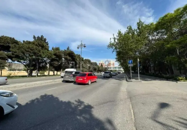 1000 m² Obyekt / Ofis Kirayə (aylıq), Yasamal, Bakı
