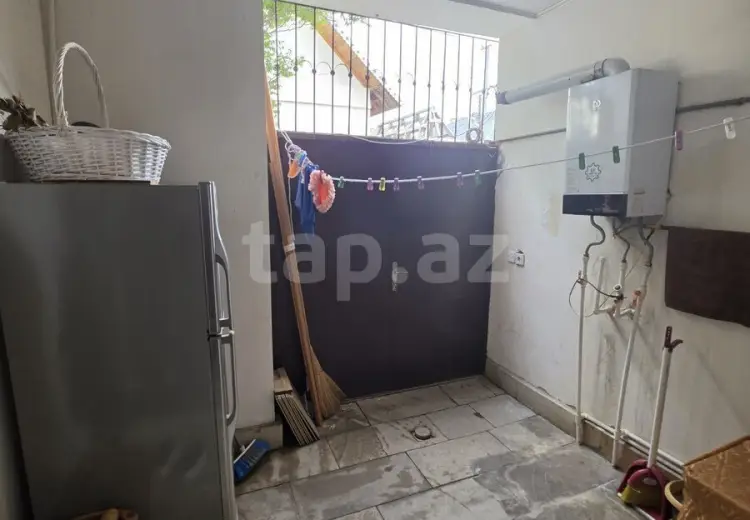 4 otaqlı mənzil , Bakı