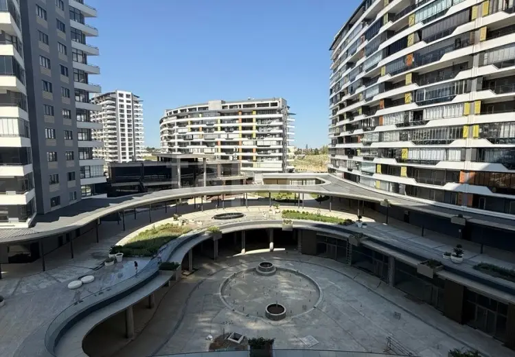 6 otaqlı mənzil , Bakı