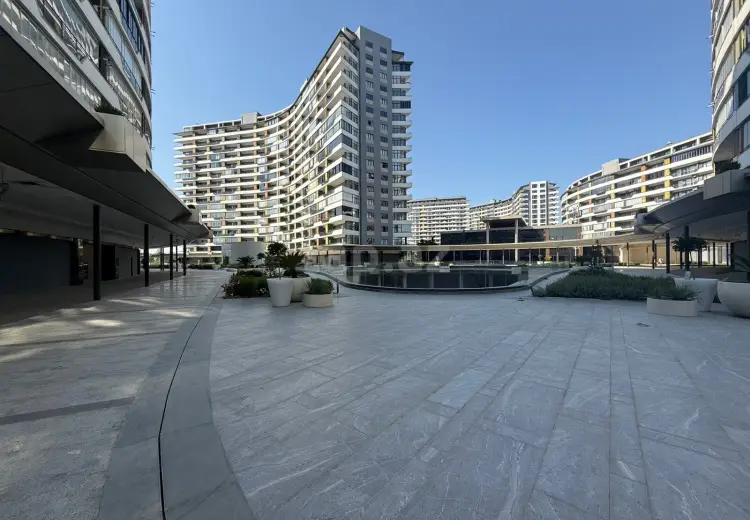 6 otaqlı mənzil , Bakı