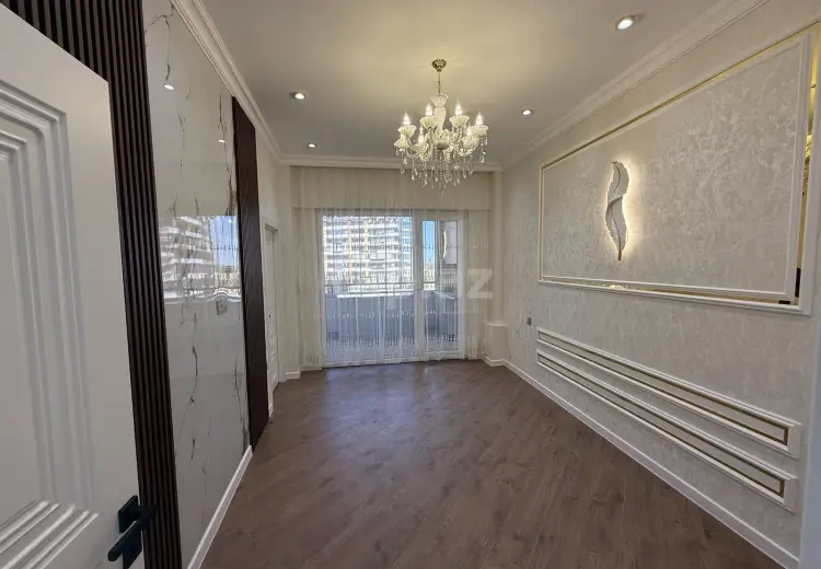 6 otaqlı mənzil , Bakı