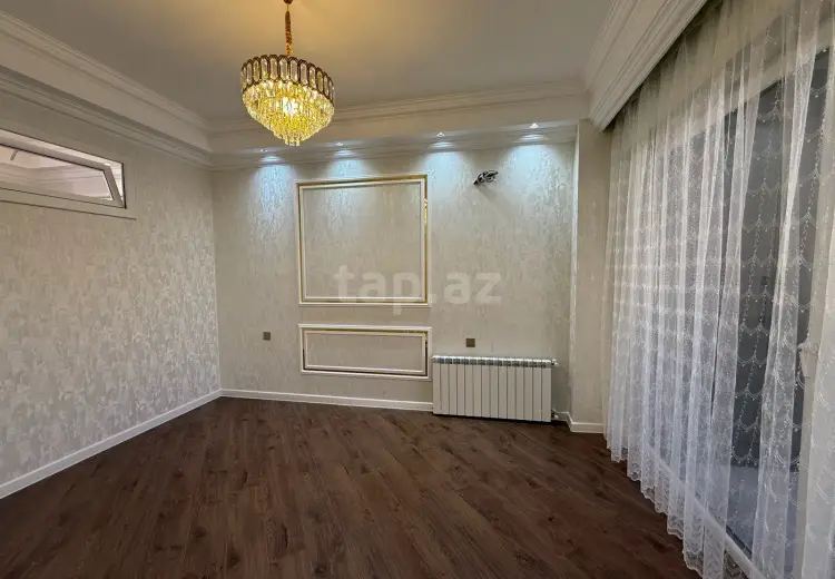 6 otaqlı mənzil , Bakı