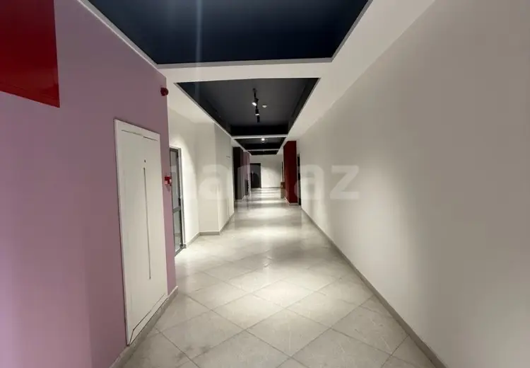 6 otaqlı mənzil , Bakı
