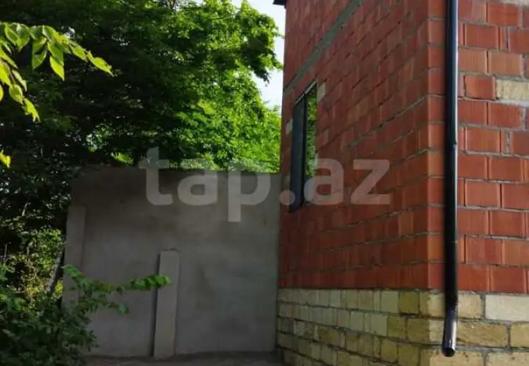 4 otaqlı mənzil , Quba