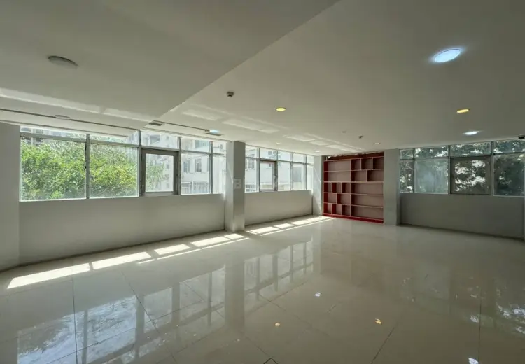 450 m² Obyekt / Ofis Kirayə (aylıq), Nərimanov, Bakı