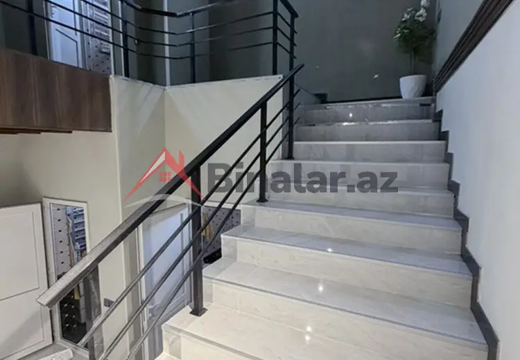 7 otaqlı mənzil Satılır, Mingəçevir