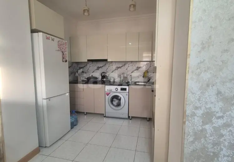 7 otaqlı mənzil , Bakı
