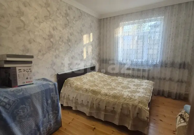 7 otaqlı mənzil , Bakı