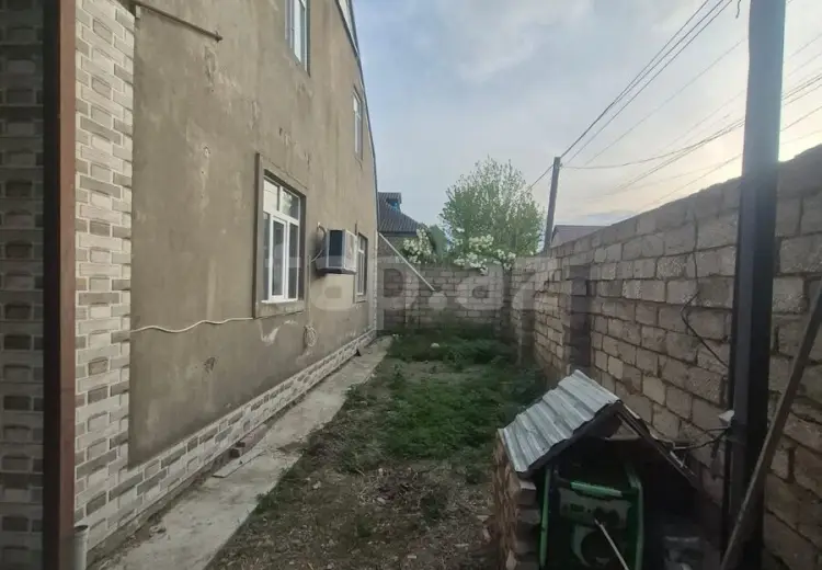 7 otaqlı mənzil , Bakı