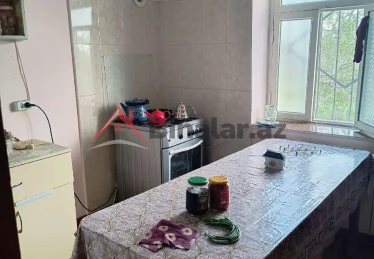 2 otaqlı mənzil Satılır, Şamaxı