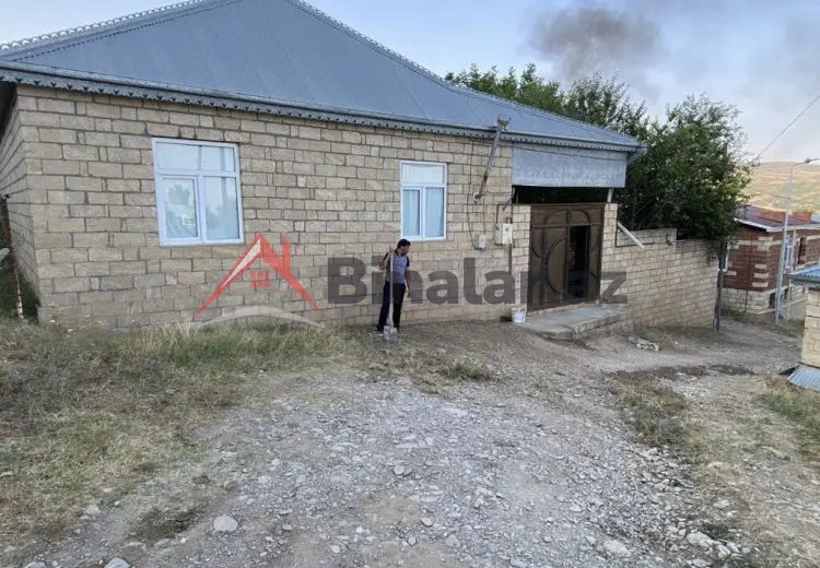 3 otaqlı mənzil Satılır, Şamaxı