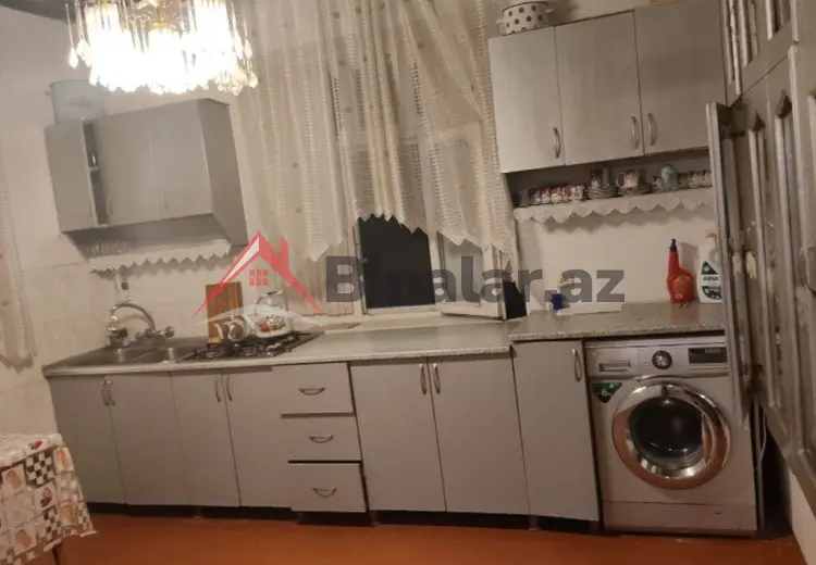 3 otaqlı mənzil Satılır, Astara
