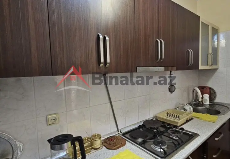 4 otaqlı mənzil Satılır, Bakı