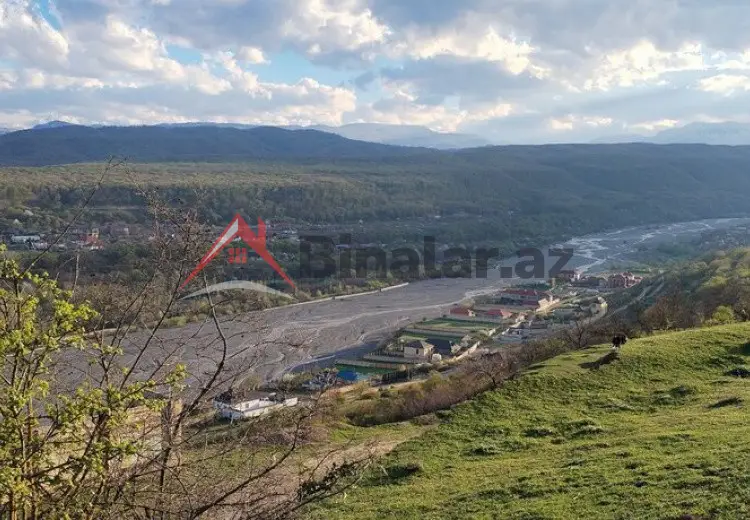 100 sot Torpaq Satılır, Quba