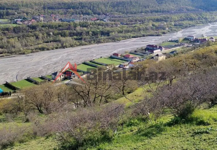 100 sot Torpaq Satılır, Quba